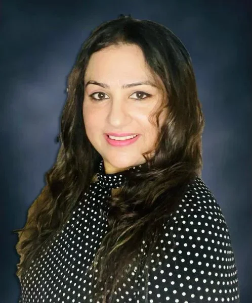 Rashmi Parhar, RCIC and founder of Tejomaya Immigration